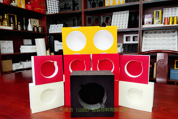 汾陽珍珠棉內(nèi)襯-山西珍珠棉廠集合包裝專業(yè)生產(chǎn)酒盒EPE珍珠棉內(nèi)襯