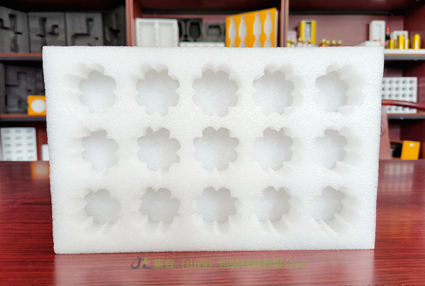 異形珍珠棉電子產(chǎn)品防摔減震內(nèi)襯內(nèi)托包裝材料，可量身定制