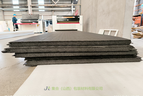 河南珍珠棉板-太原珍珠棉廠家專業(yè)生產(chǎn)高密度珍珠棉板材、黑色珍珠棉板材、白色珍珠棉板材物美價(jià)優(yōu)