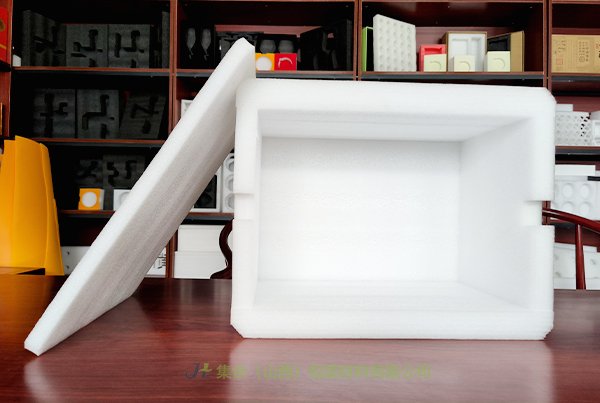 平城區(qū)珍珠棉盒-太原珍珠棉廠專業(yè)生產(chǎn)珍珠棉盒、EPE禮盒內(nèi)襯、EPE珍珠棉盒品質(zhì)有保證