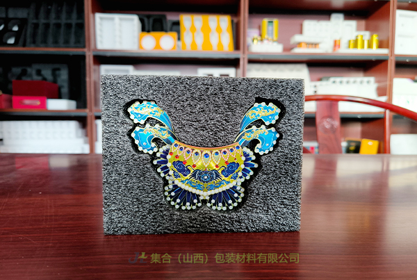 永濟(jì)珍珠棉盒-太原珍珠棉廠家專業(yè)生產(chǎn)珍珠棉盒、珍珠棉禮盒內(nèi)襯、EPE珍珠棉盒高性價比