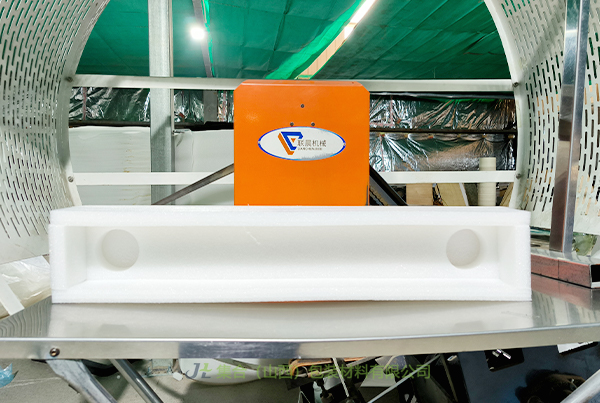 翼城珍珠棉盒-山西珍珠棉廠專業(yè)生產EPE盒、EPE禮盒內襯、EPE珍珠棉禮盒內襯實惠好選擇