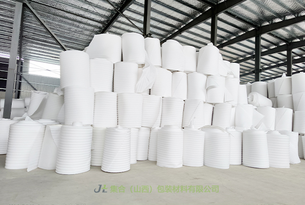 云岡珍珠棉卷材-集合包裝專業(yè)生產(chǎn)EPE卷棉、EPE珍珠棉卷棉、珍珠棉大棚保溫卷棉直銷佳品選