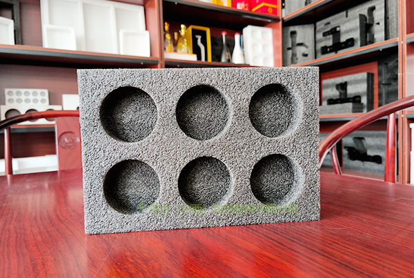 天鎮(zhèn)哪里定做EPE珍珠棉包裝-太原珍珠棉廠專業(yè)生產(chǎn)珍珠棉支架、珍珠棉內(nèi)襯、珍珠棉水果托品質(zhì)有保證