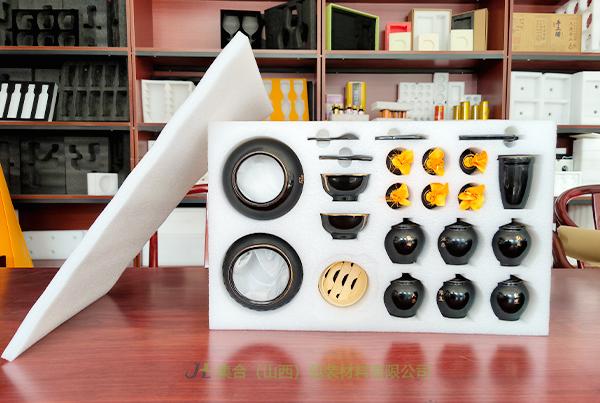 芮城定做珍珠棉-太原珍珠棉廠家專業(yè)生產(chǎn)珍珠棉雞蛋托、EPE珍珠棉支架、EVA復(fù)合珍珠棉板材品質(zhì)上乘