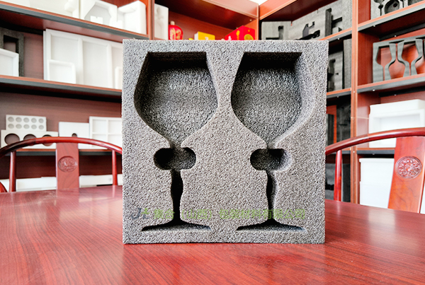 太谷珍珠棉雞蛋托-山西珍珠棉廠專業(yè)生產(chǎn)珍珠棉托盤、珍珠棉酒托、EPE托盤品質(zhì)無憂