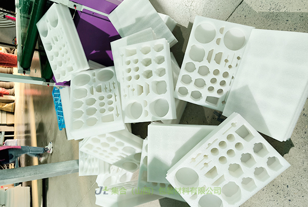 黑色珍珠棉板材, 電腦珍珠棉支架, EPE珍珠棉禮盒內(nèi)襯, EPE珍珠棉支架, EVA復(fù)合EPE珍珠棉內(nèi)襯, 復(fù)合EPE珍珠棉板材, 河北省 EPE