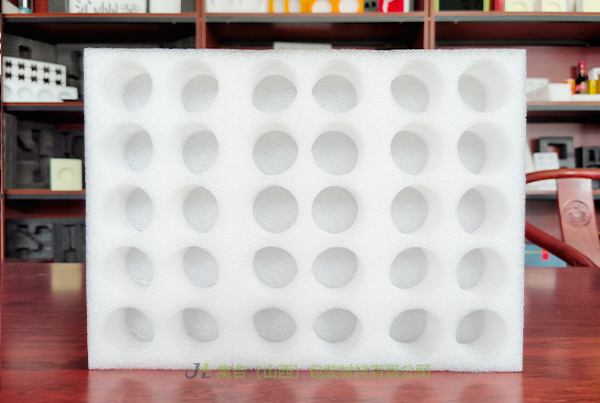 上黨區(qū)珍珠棉包裝-珍珠棉源頭生產(chǎn)廠家專業(yè)生產(chǎn)珍珠棉托盤、珍珠棉內(nèi)襯、珍珠棉果托實(shí)惠好物選