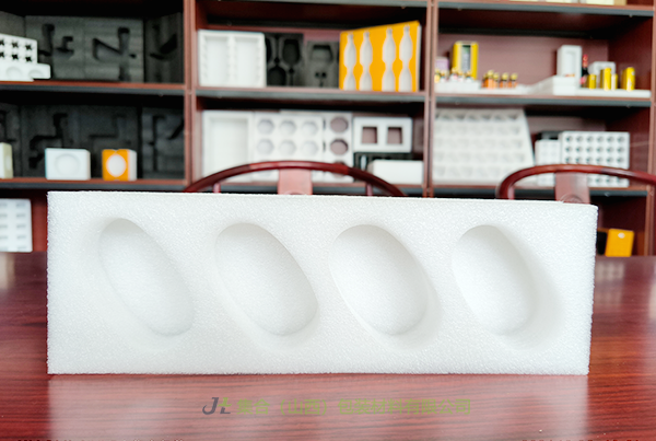 珍珠棉大棚保溫卷棉, 貼絨布EPE珍珠棉板材, XPE復(fù)合EPE內(nèi)襯, 珍珠棉盒, EPE酒托, 珍珠棉電子產(chǎn)品包裝, 交城哪里定做EPE珍珠棉