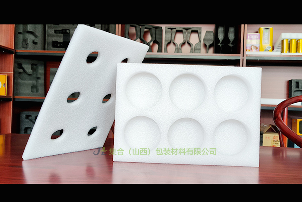 靜樂珍珠棉水果托-珍珠棉廠家專業(yè)生產(chǎn)珍珠棉托盤、珍珠棉雞蛋托、珍珠棉酒托直產(chǎn)直售