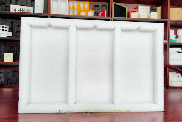 萬柏林珍珠棉包裝定做-太原珍珠棉廠專業(yè)生產(chǎn)珍珠棉盒、珍珠棉水果托、珍珠棉果托源頭發(fā)貨