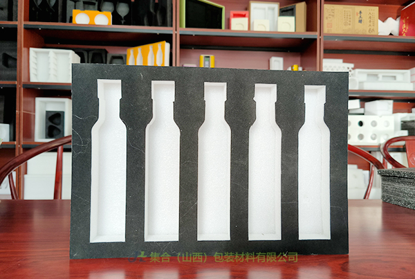 平順哪里定做EPE珍珠棉-山西珍珠棉廠專業(yè)生產(chǎn)EPE珍珠棉板、IXPE復(fù)合EPE珍珠棉內(nèi)襯、汽車配件珍珠棉托盤純正源頭貨