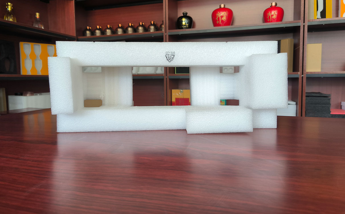 EPE珍珠棉內(nèi)襯, EPE珍珠棉卷棉, EPE珍珠棉支架, 白色EPE, 珍珠棉大棚保溫卷棉, 珍珠棉卷棉, 陜西EPE珍珠棉